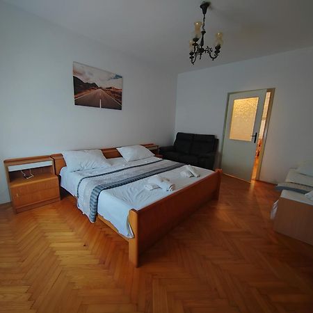 Sukošan Apartments Kocijan מראה חיצוני תמונה