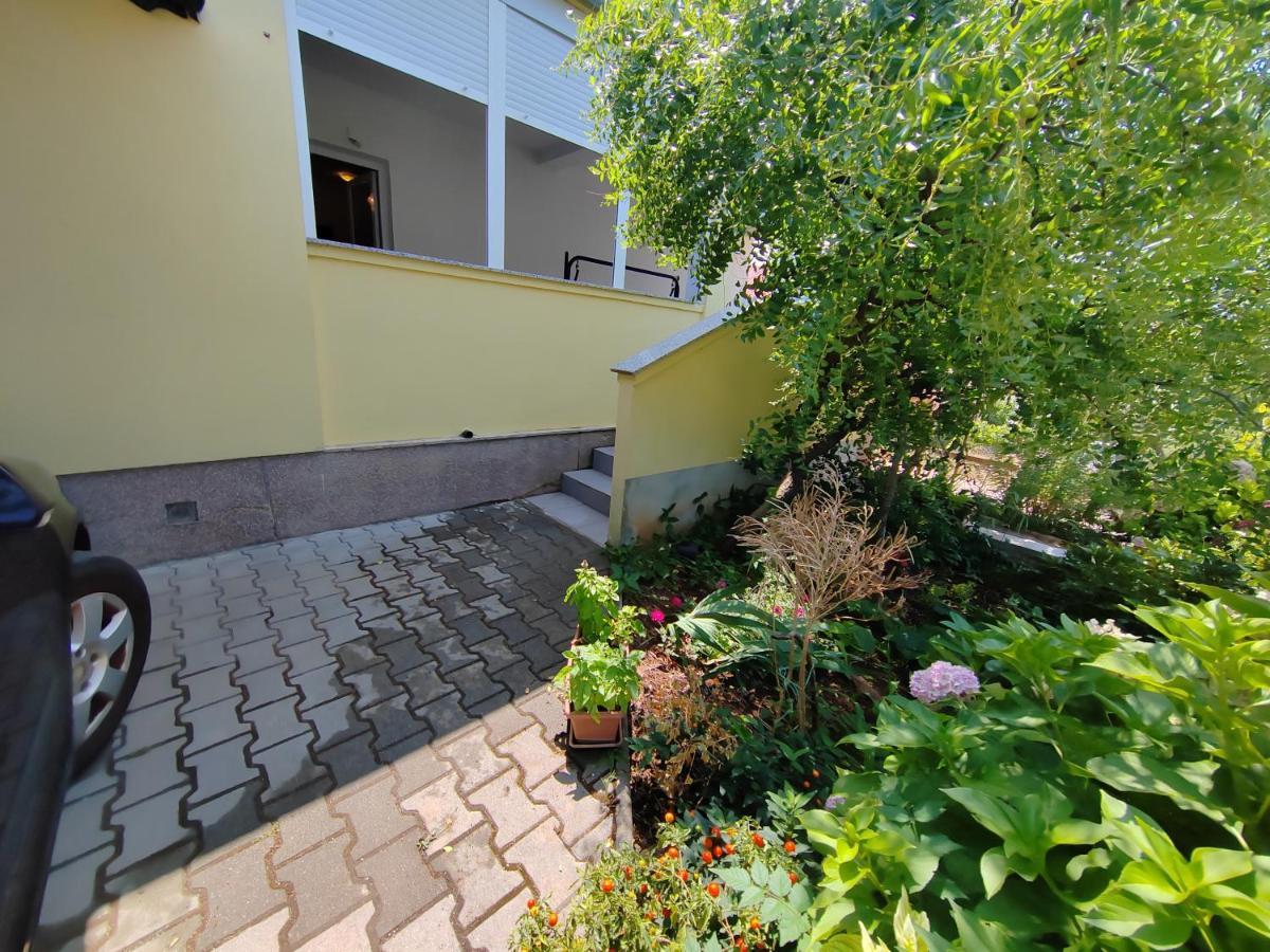 Sukošan Apartments Kocijan מראה חיצוני תמונה