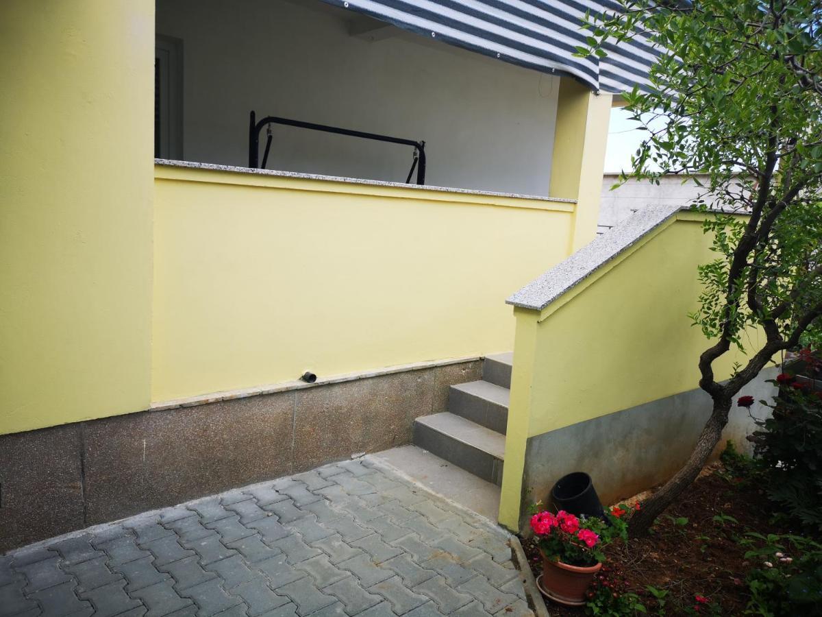 Sukošan Apartments Kocijan מראה חיצוני תמונה